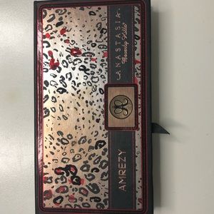 Amrezy x Anastasia Beverly Hills Palette